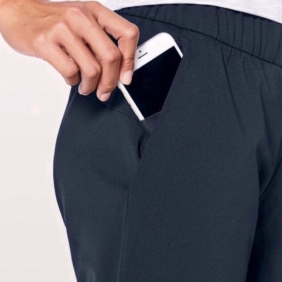 Lululemon On The Fly Pants NWT 12 NCTL - Picture 3 of 4